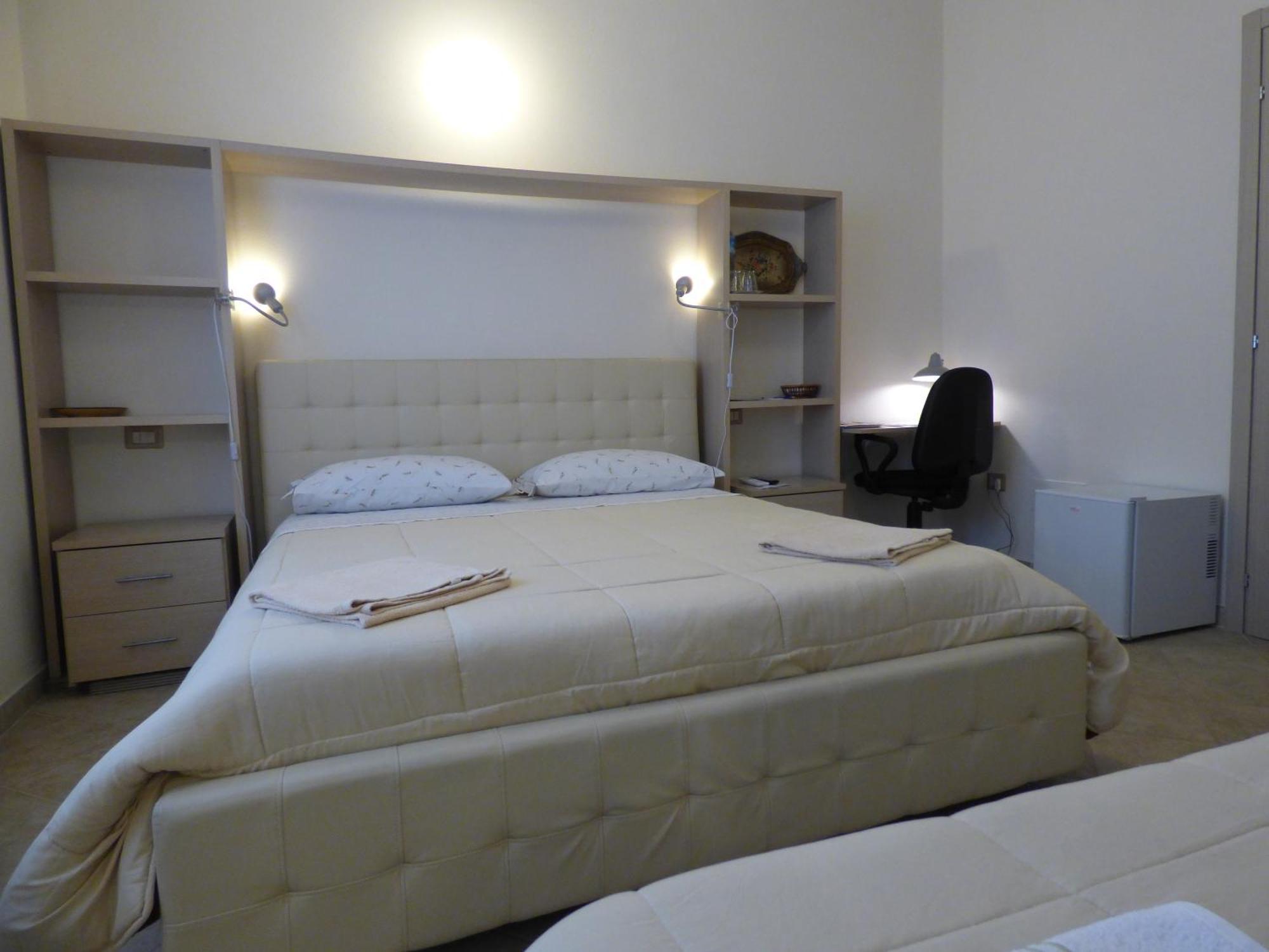 Hotel Anania Cagliari Camera foto