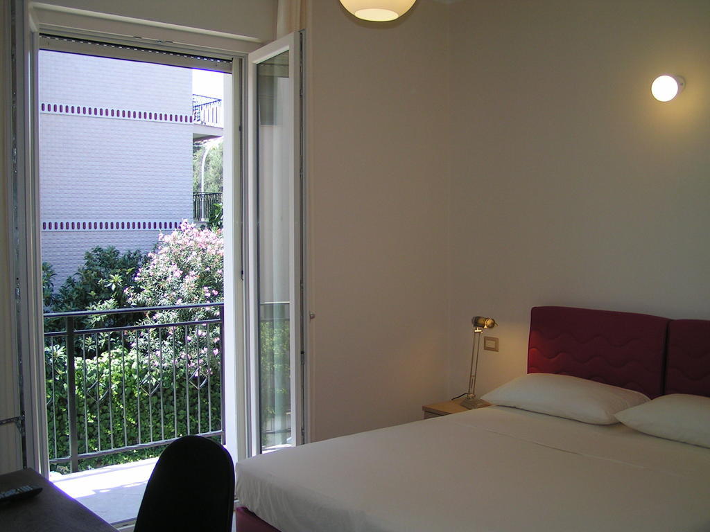 Hotel Anania Cagliari Camera foto